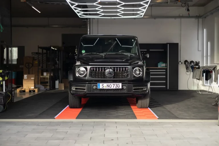 Strahlender G63 nach Autoaufbereitung in Stuttgart bei Fahrzeugpflege Faude